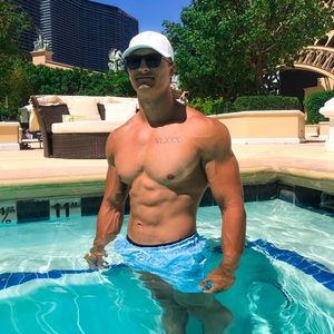 Meet your Posher, Vance